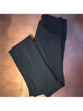Aeropostale Black Ribbed High-Waist Leggings